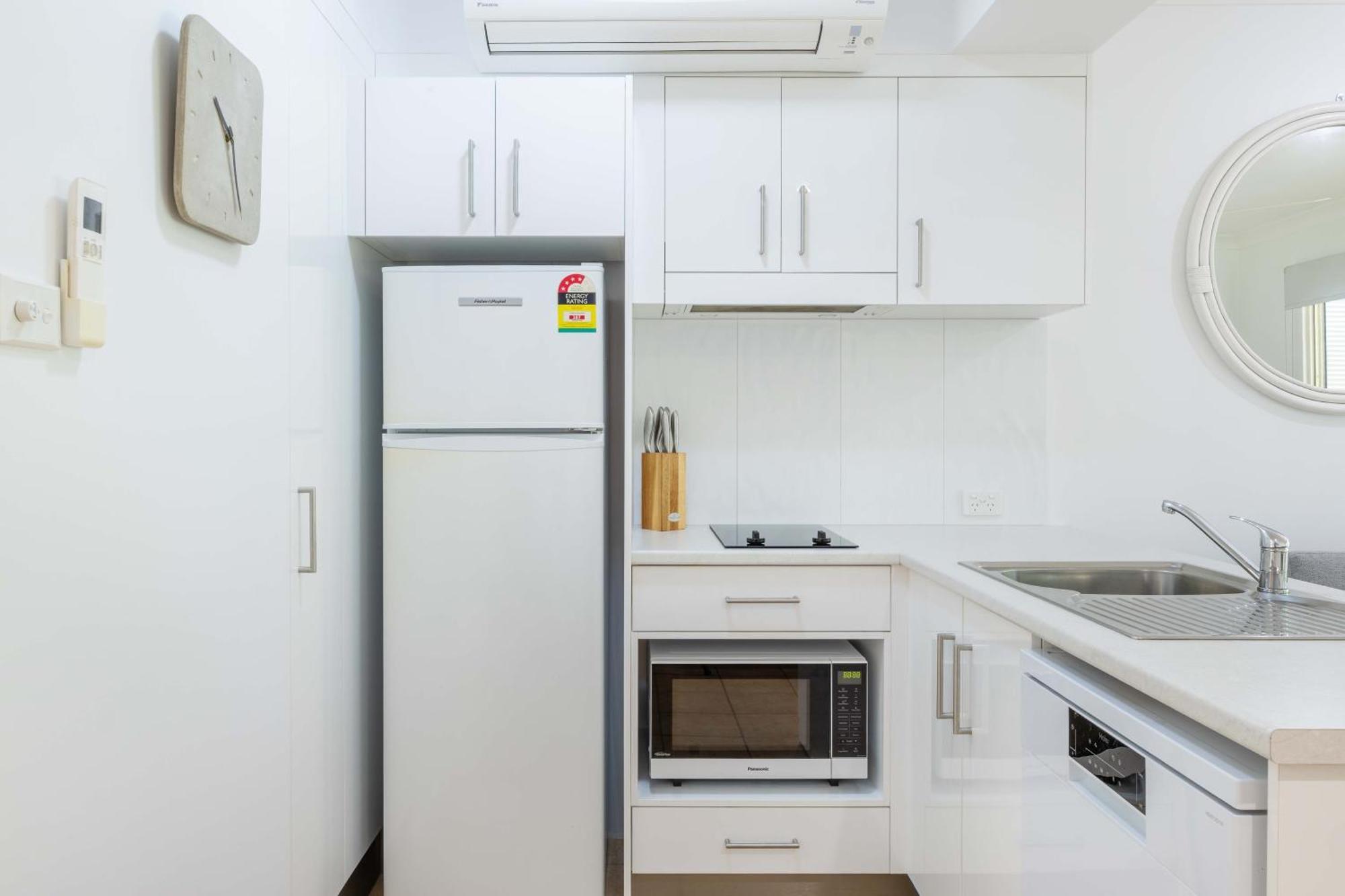 Port Douglas Apartments - Adults Only Oasis المظهر الخارجي الصورة